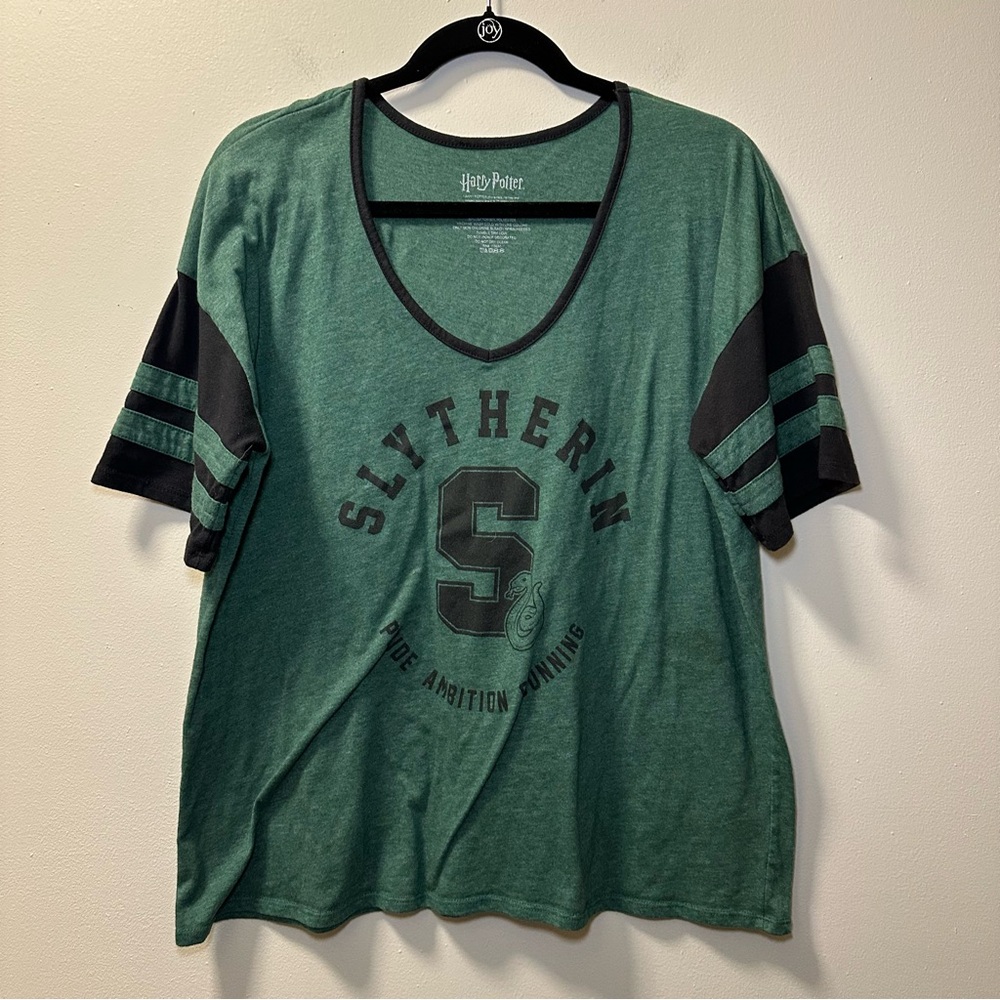 Harry Potter Women’s Green Slytherin Short Sleeve V-Neck Tshirt Sz XL